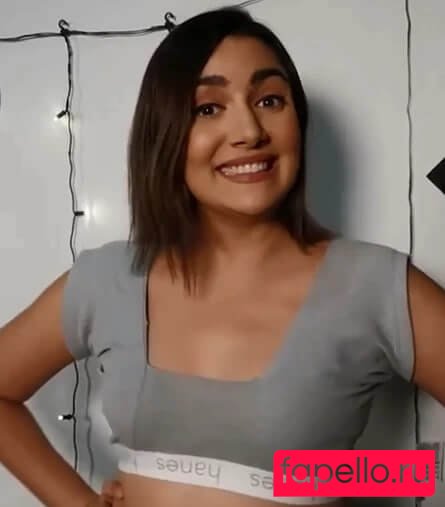 Safiya Nygaard Nude Onlyfans Photo 17