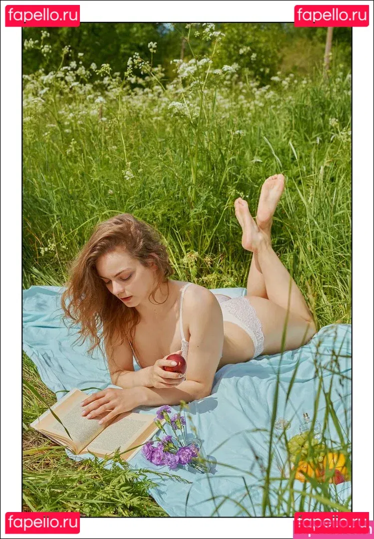 ineedmary Onlyfans Photo Gallery 