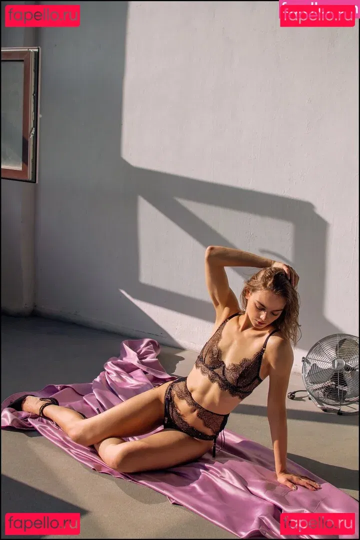 ineedmary Onlyfans Photo Gallery 