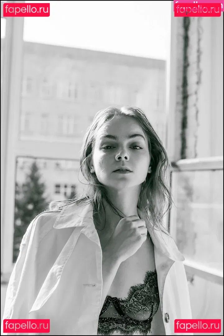 ineedmary Onlyfans Photo Gallery 