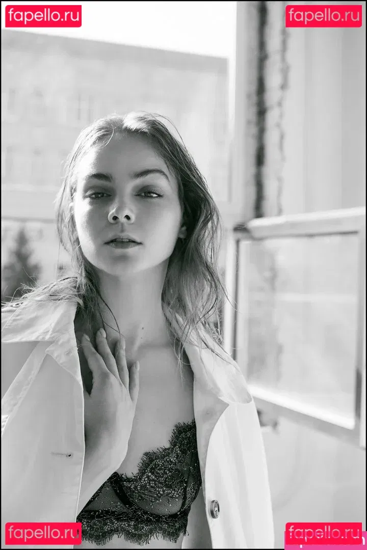 ineedmary Onlyfans Photo Gallery 