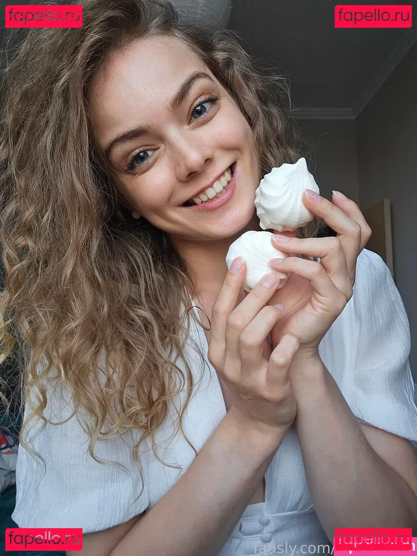 ineedmary Onlyfans Photo Gallery 