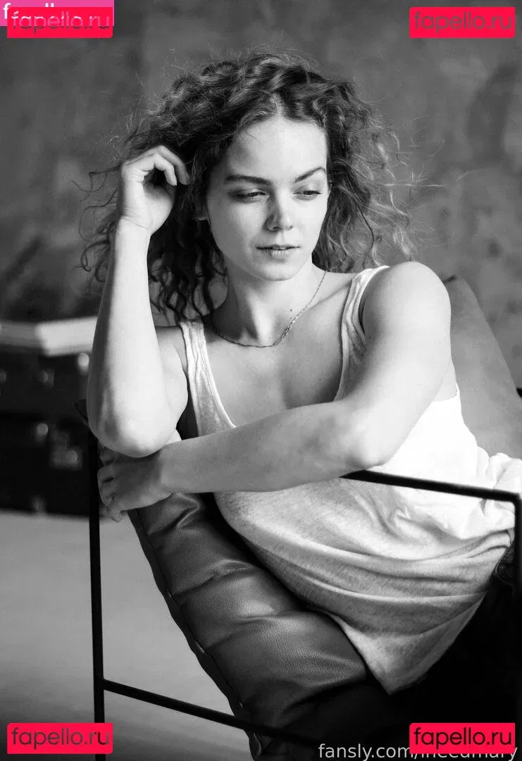 ineedmary Onlyfans Photo Gallery 