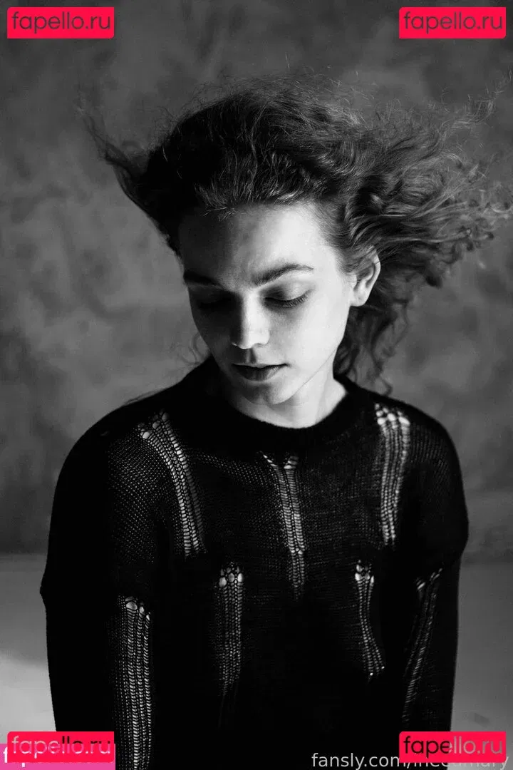 ineedmary Onlyfans Photo Gallery 