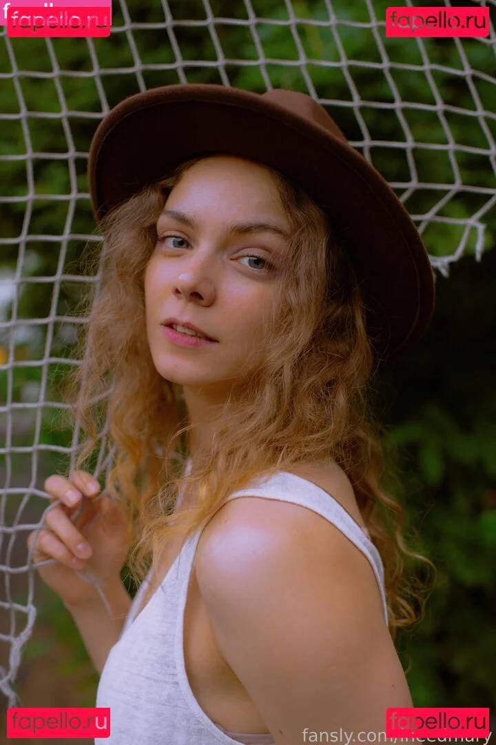 ineedmary Onlyfans Photo Gallery 