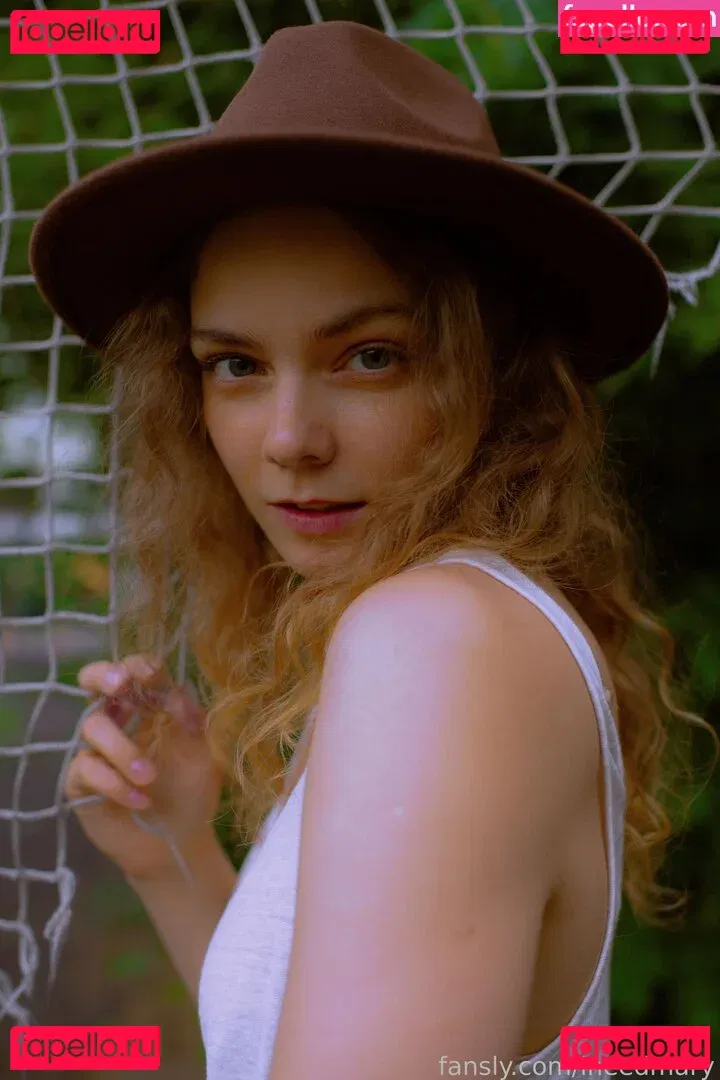 ineedmary Onlyfans Photo Gallery 