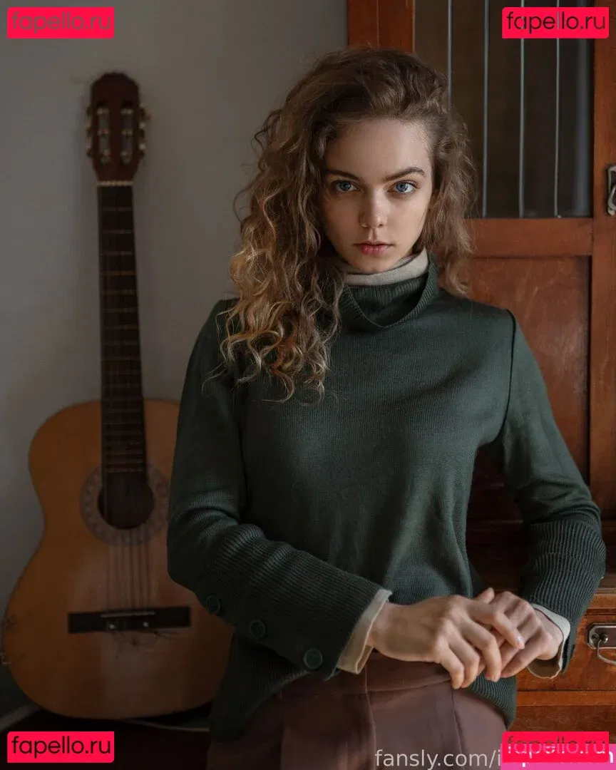 ineedmary Onlyfans Photo Gallery 