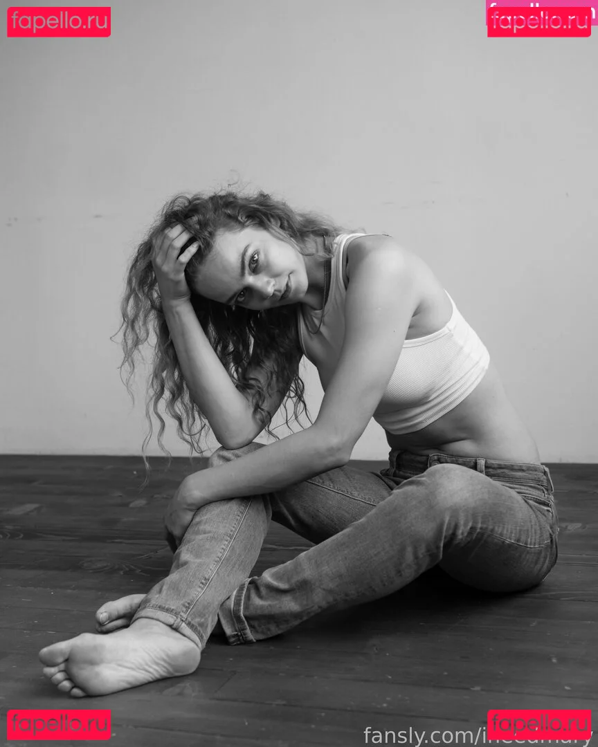 ineedmary Onlyfans Photo Gallery 