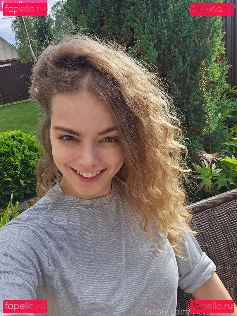 ineedmary Onlyfans Photo Gallery 