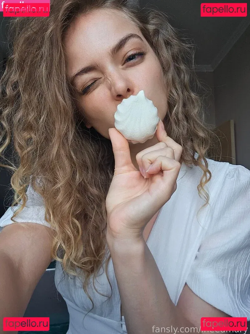 ineedmary Onlyfans Photo Gallery 