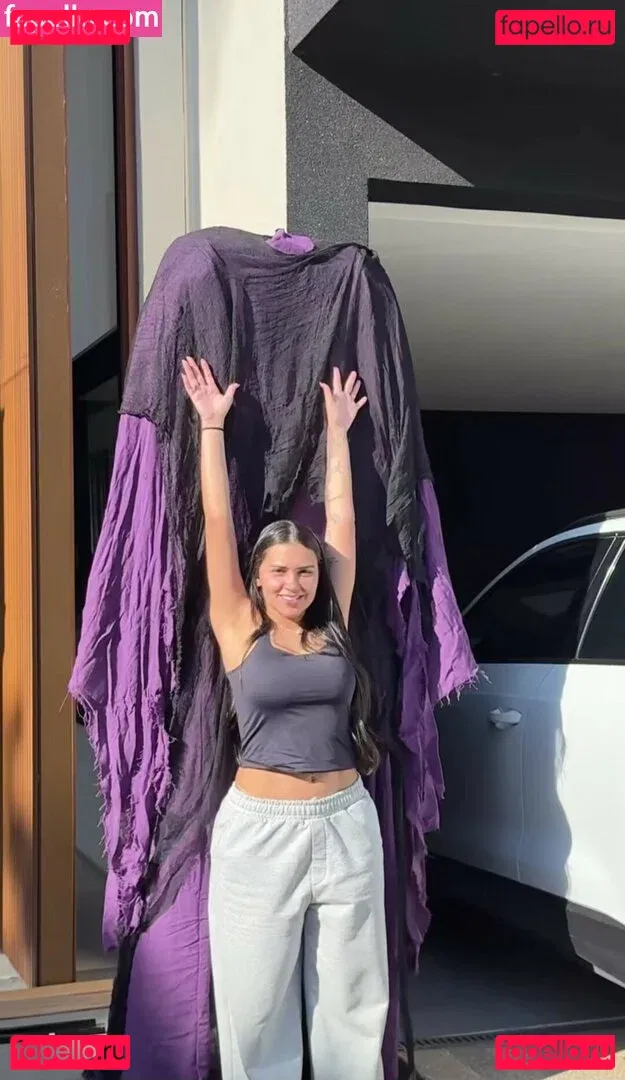 Taina Costa Onlyfans Photo Gallery 