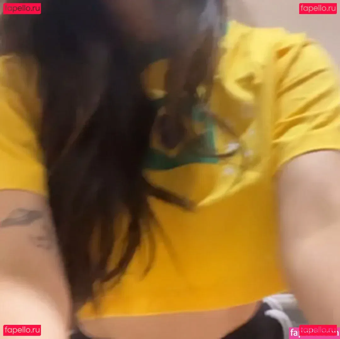 Taina Costa Onlyfans Photo Gallery 