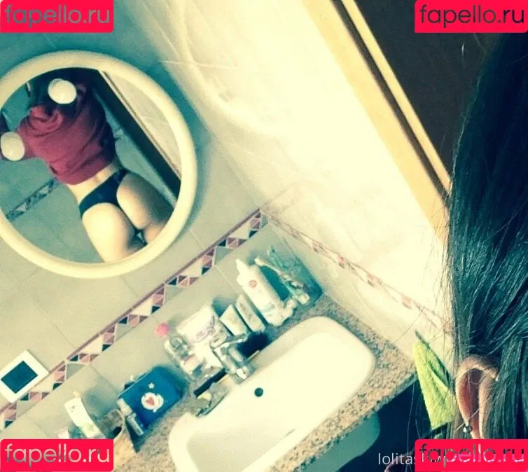 lolitakiwis Onlyfans Photo Gallery 