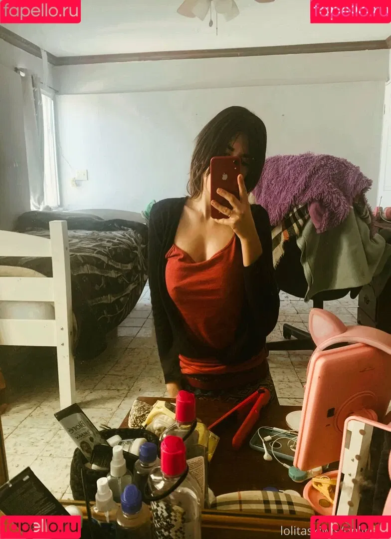 lolitakiwis Onlyfans Photo Gallery 