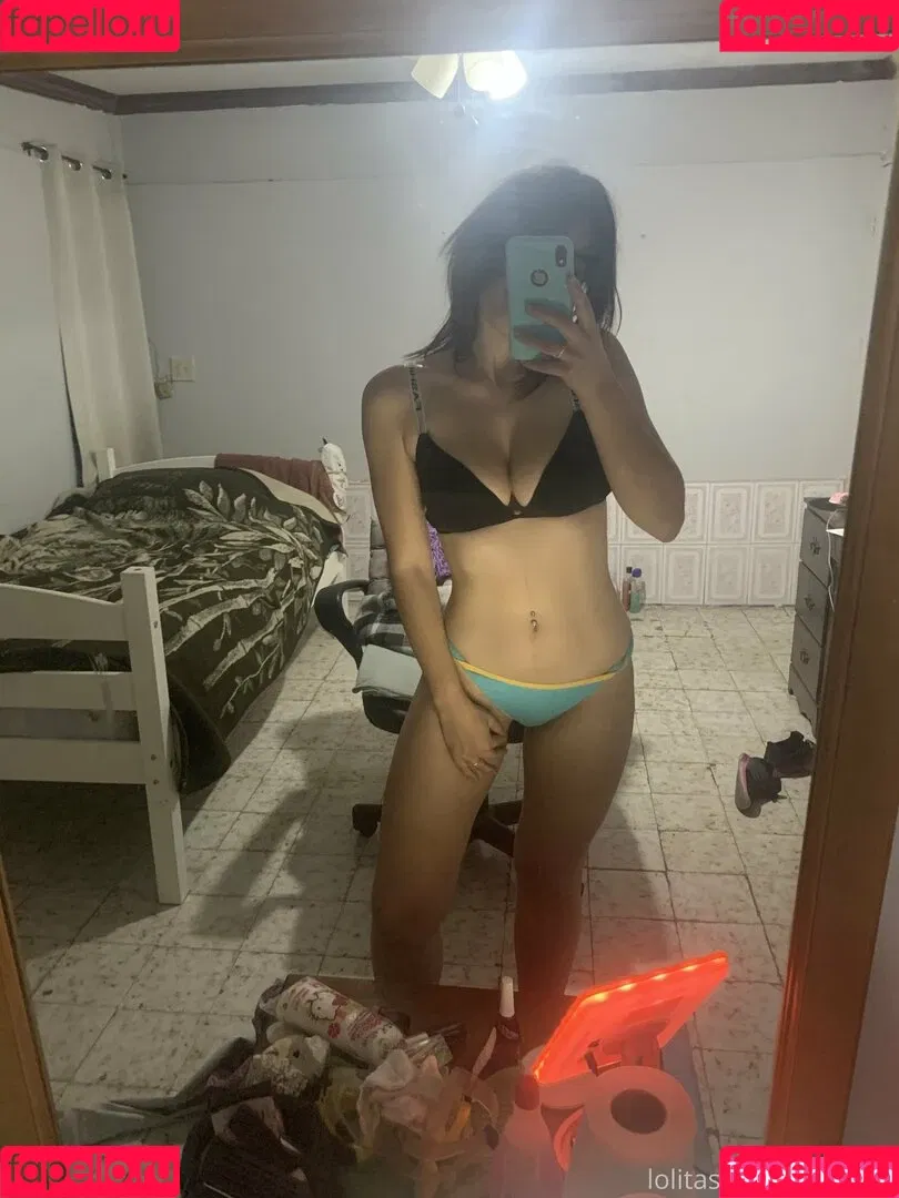 lolitakiwis Onlyfans Photo Gallery 