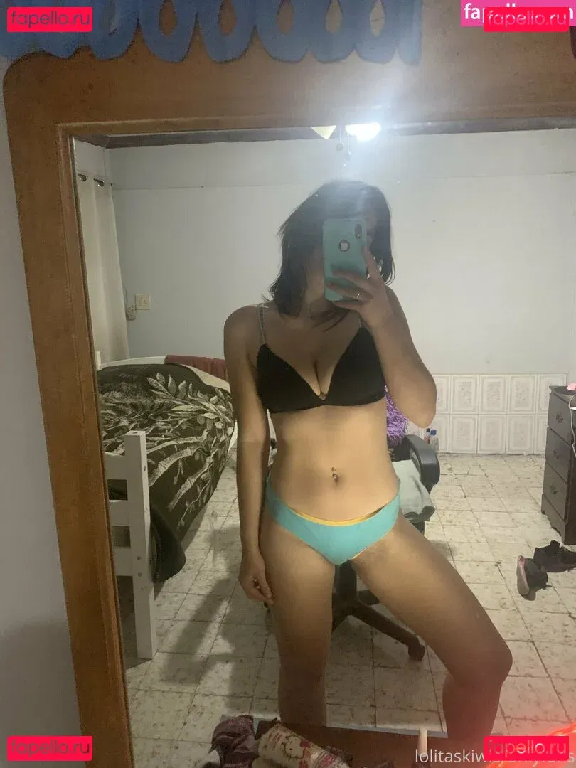 lolitakiwis Onlyfans Photo Gallery 