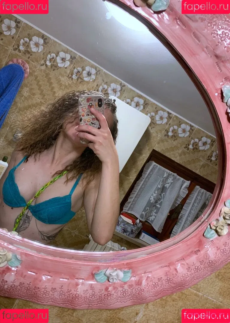MidoriShake Onlyfans Photo Gallery 