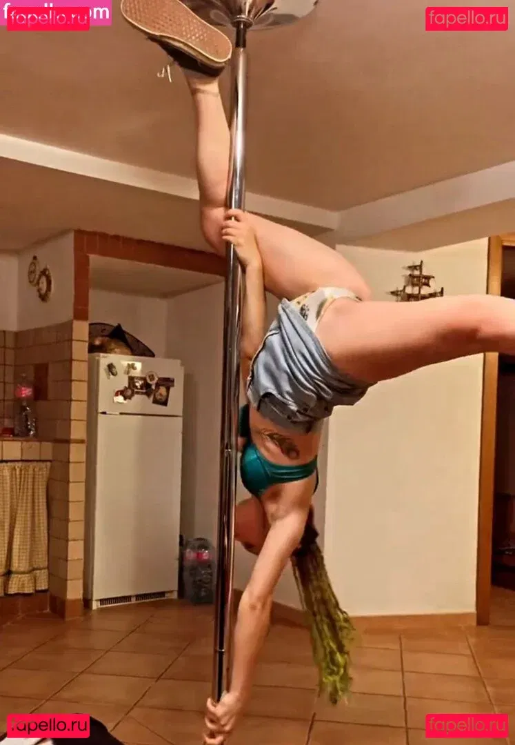 MidoriShake Onlyfans Photo Gallery 