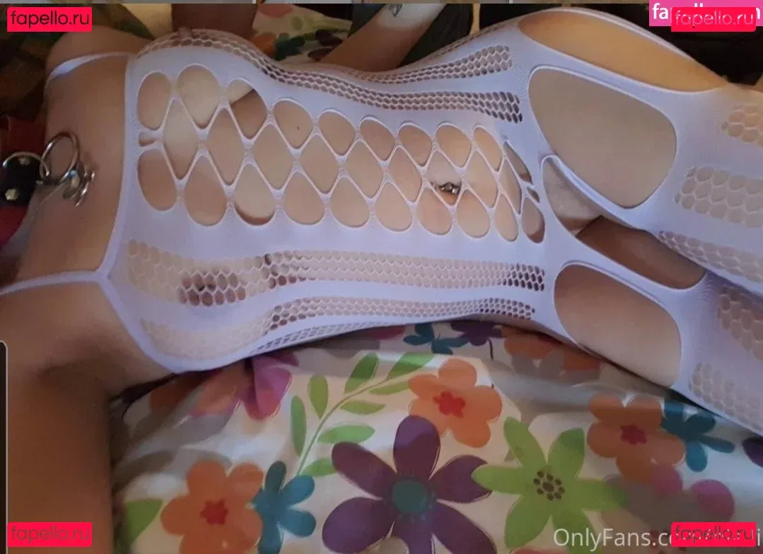 nia.li Onlyfans Photo Gallery 