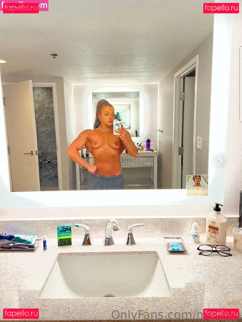 Mel Onlyfans Photo Gallery 