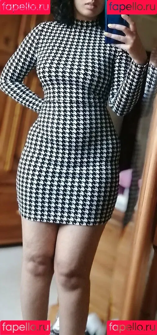 vermilionbelle Onlyfans Photo Gallery 