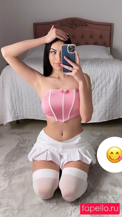 Karina Veiga Onlyfans Photo Gallery 