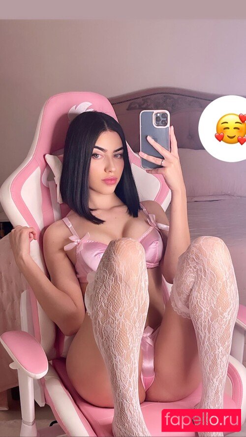 Karina Veiga Onlyfans Photo Gallery 