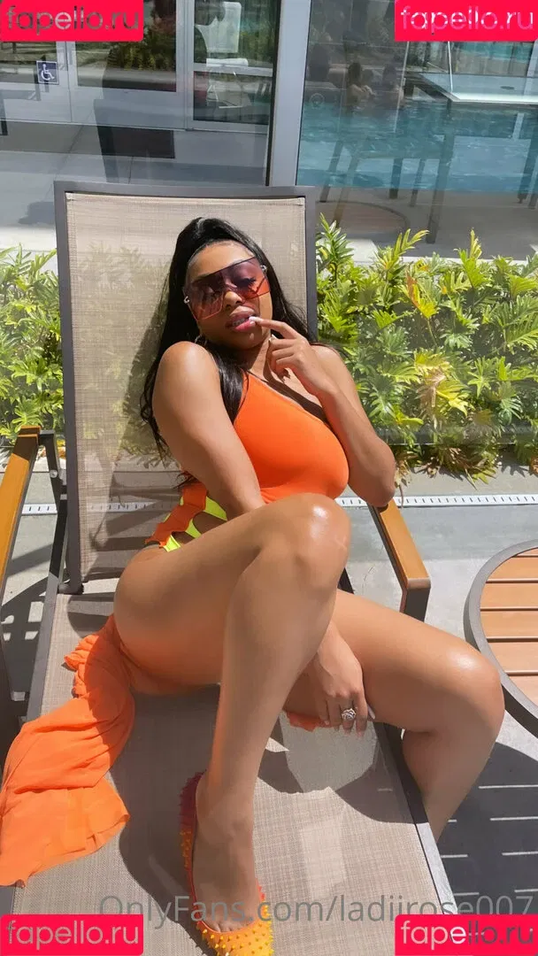 bodyonrose Onlyfans Photo Gallery 