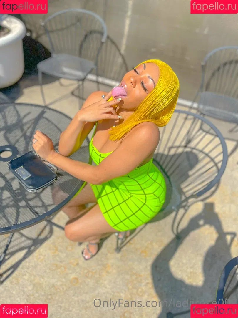 bodyonrose Onlyfans Photo Gallery 