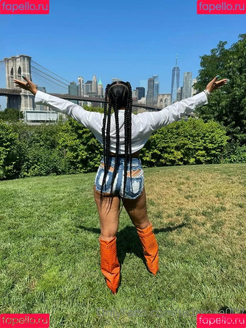 bodyonrose Onlyfans Photo Gallery 