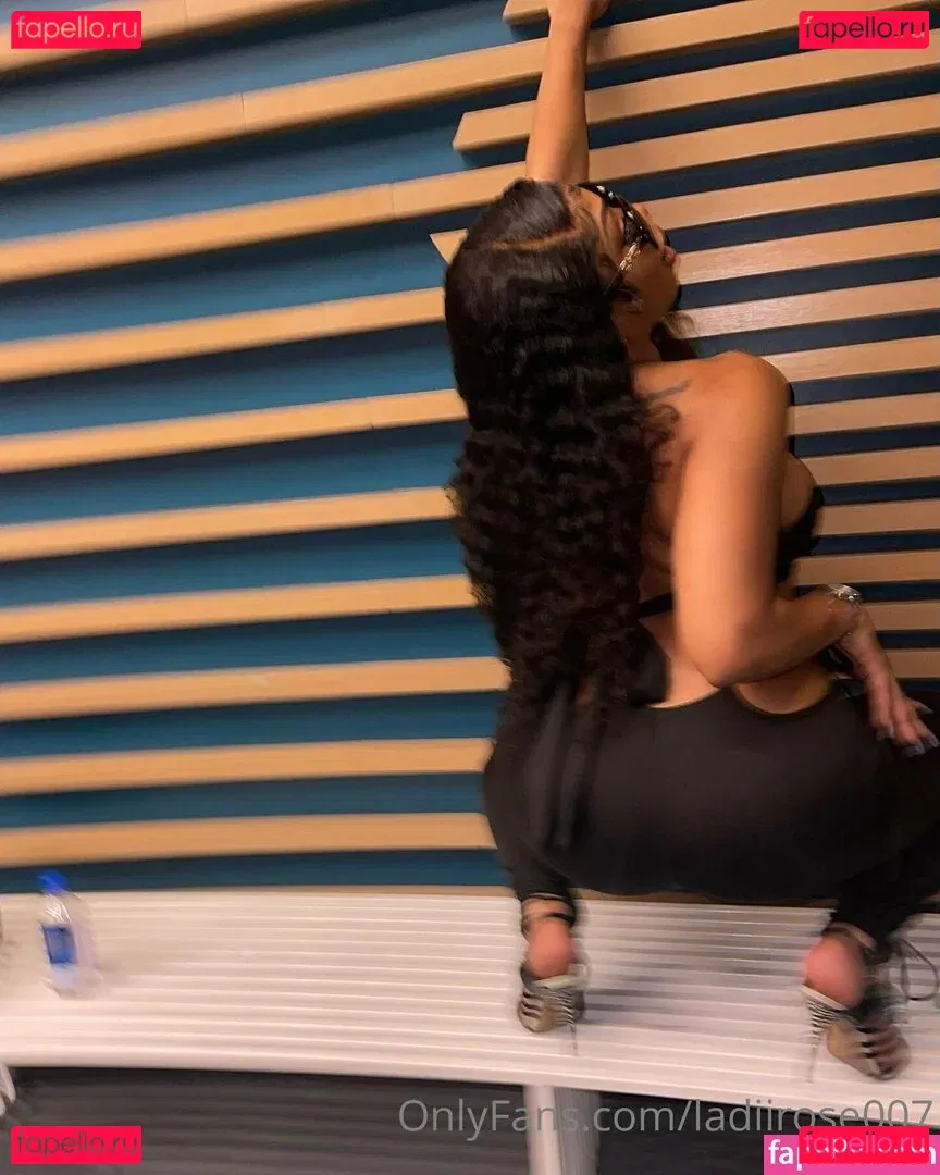 bodyonrose Onlyfans Photo Gallery 