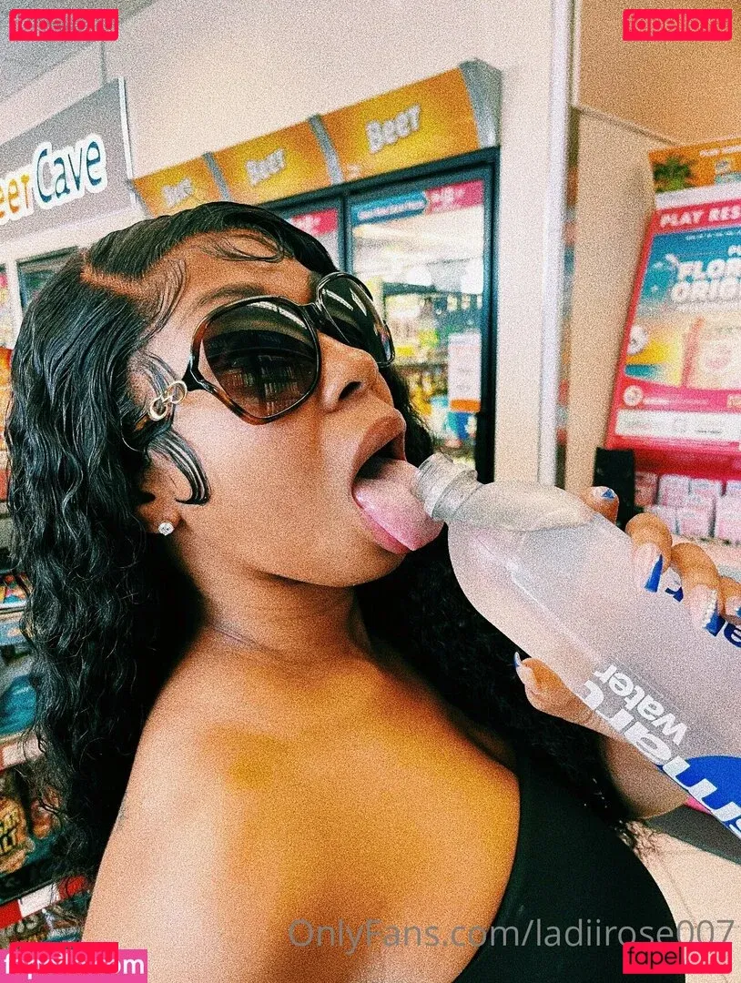 bodyonrose Onlyfans Photo Gallery 