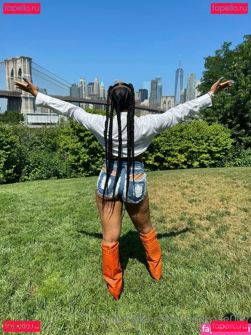 bodyonrose Onlyfans Photo Gallery 