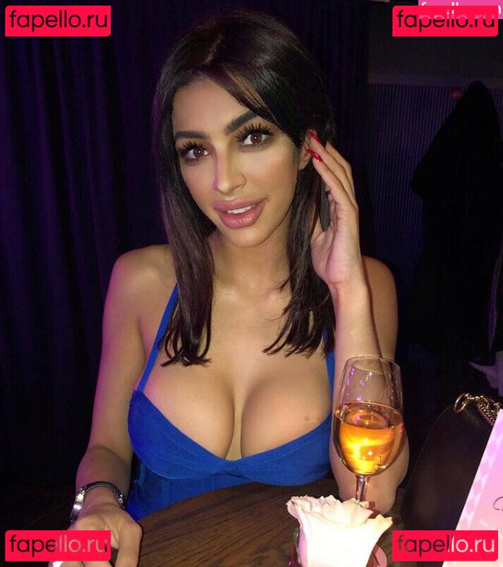 Khadijah Misr Nude Onlyfans Photo 6