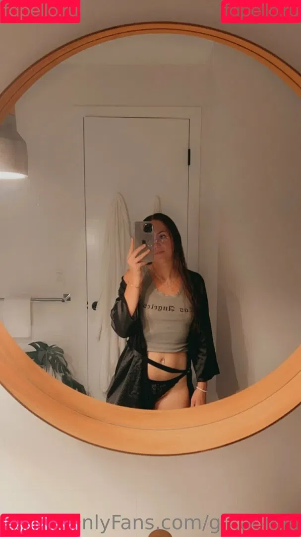 g.r.aceee Onlyfans Photo Gallery 