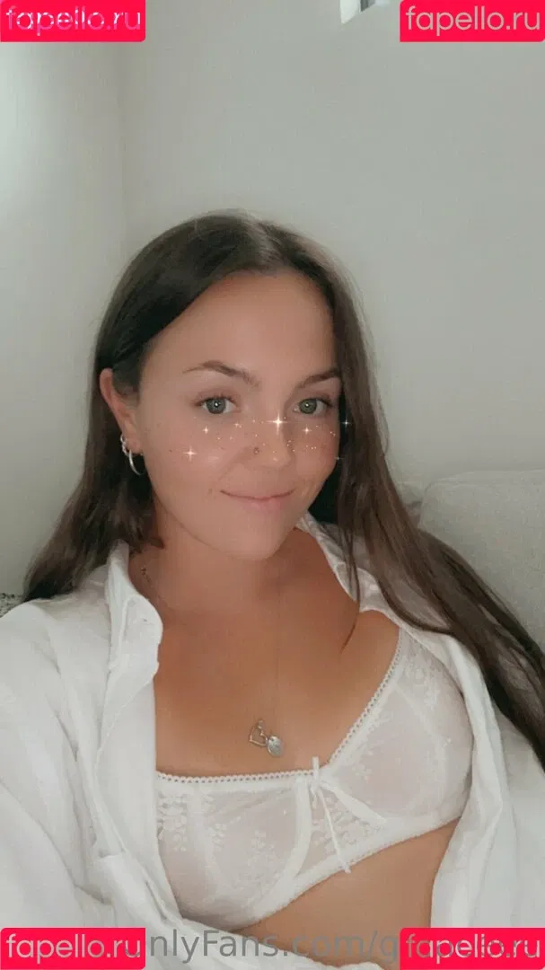 g.r.aceee Onlyfans Photo Gallery 