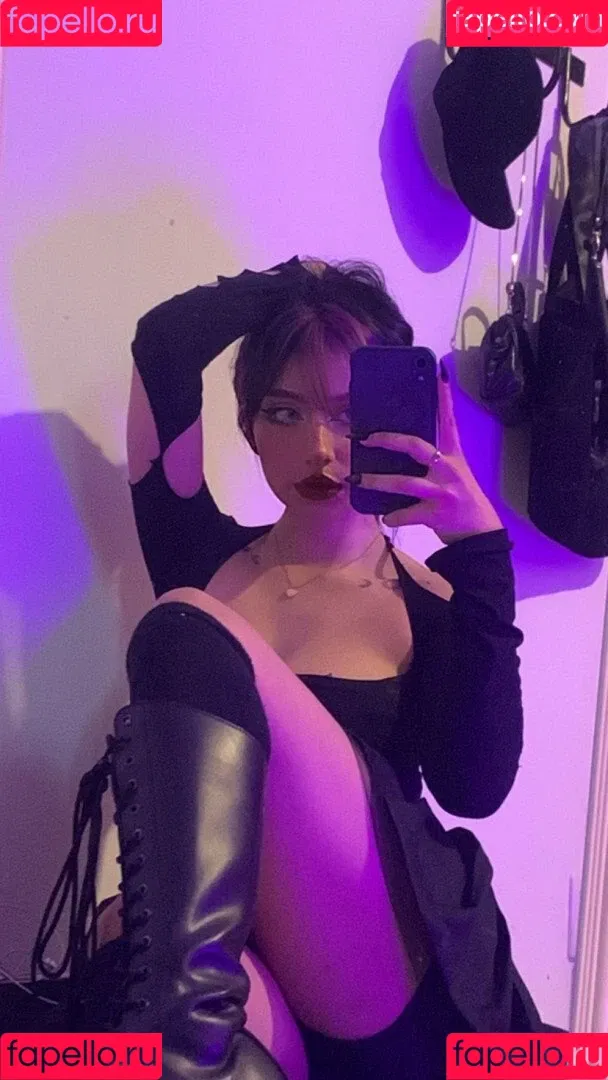 Tani Castaneda Onlyfans Photo Gallery 