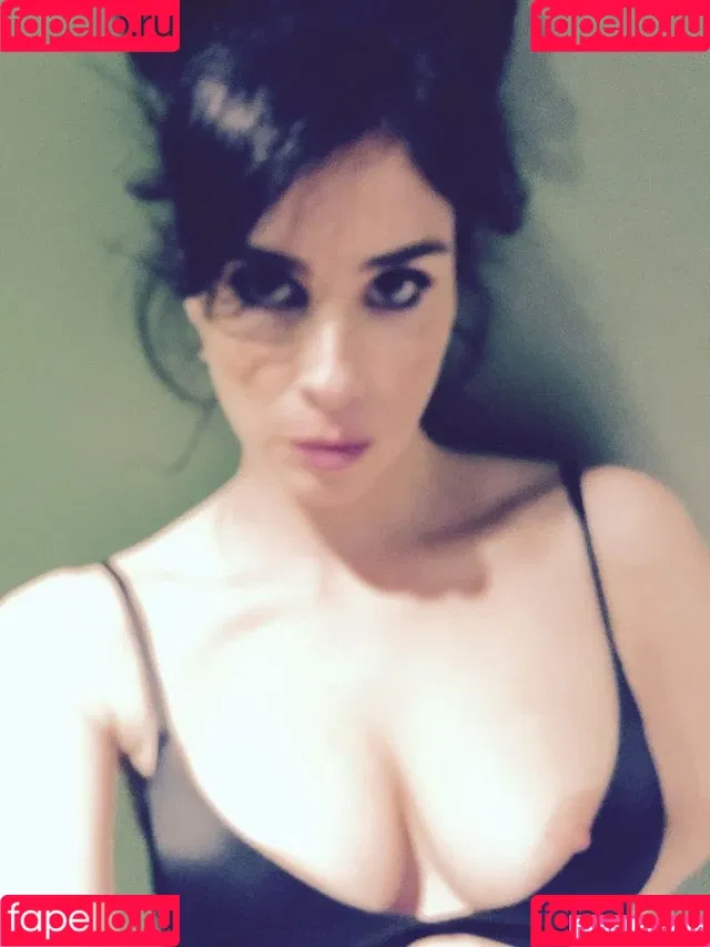 Sarah Silverman Onlyfans Photo Gallery 