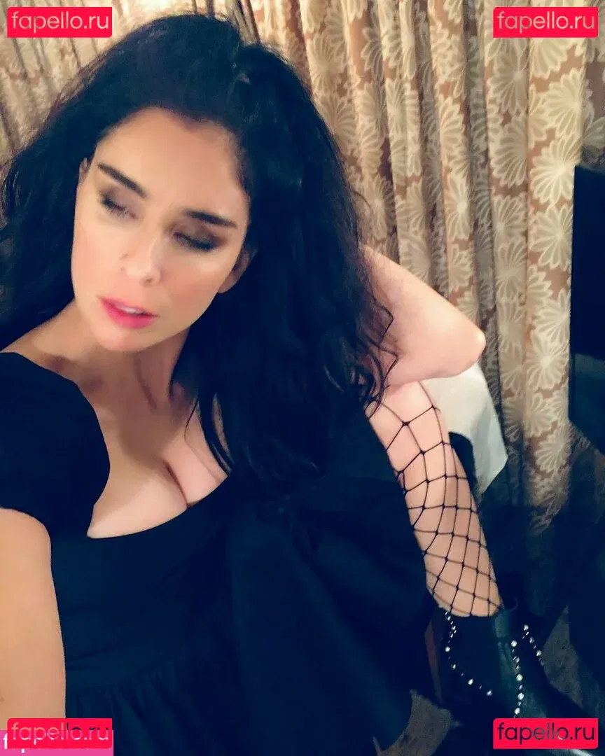 Sarah Silverman Onlyfans Photo Gallery 