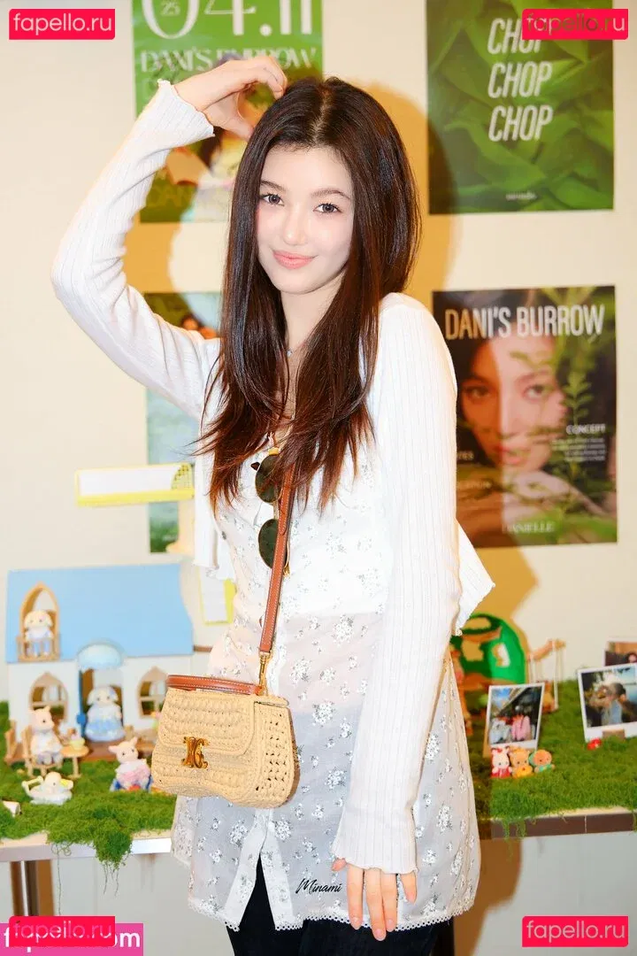 Danielle Marsh Onlyfans Photo Gallery 