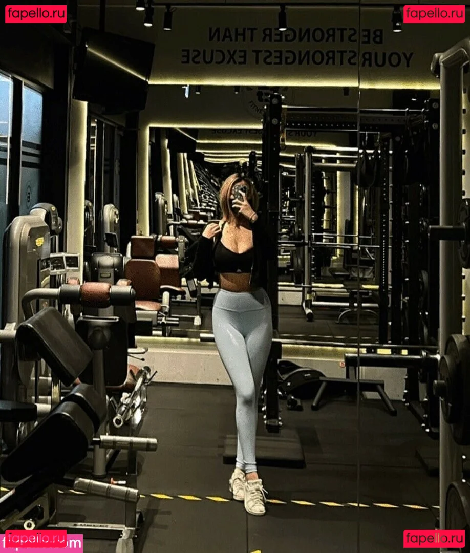 kkarenzeng Onlyfans Photo Gallery 