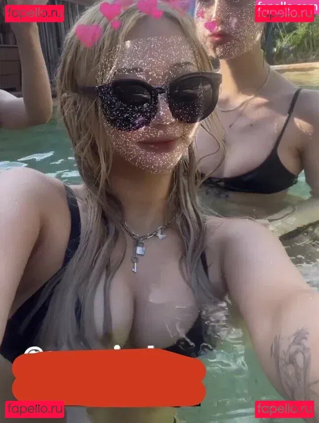 kkarenzeng Onlyfans Photo Gallery 