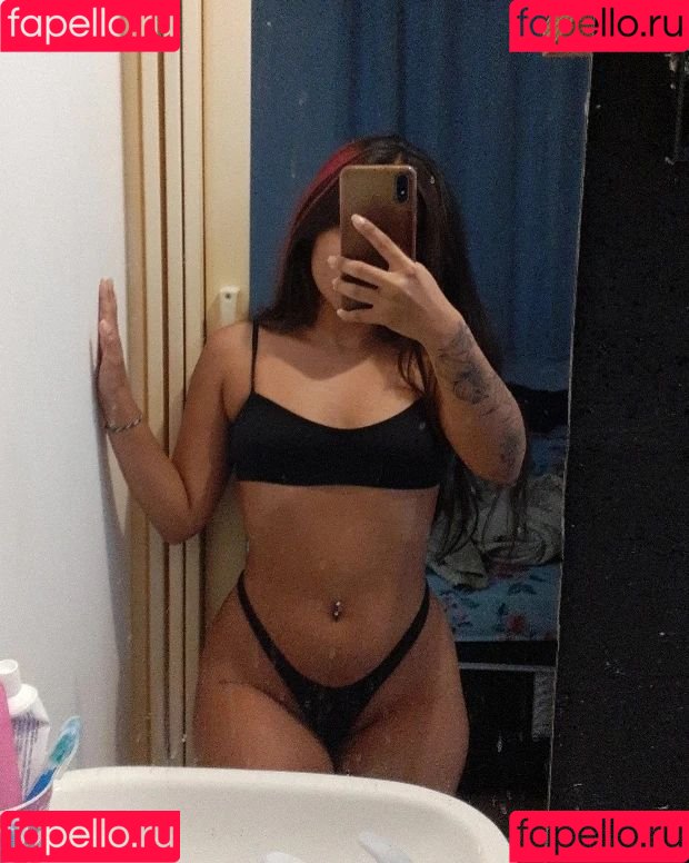 Giovanna Santos Onlyfans Photo Gallery 