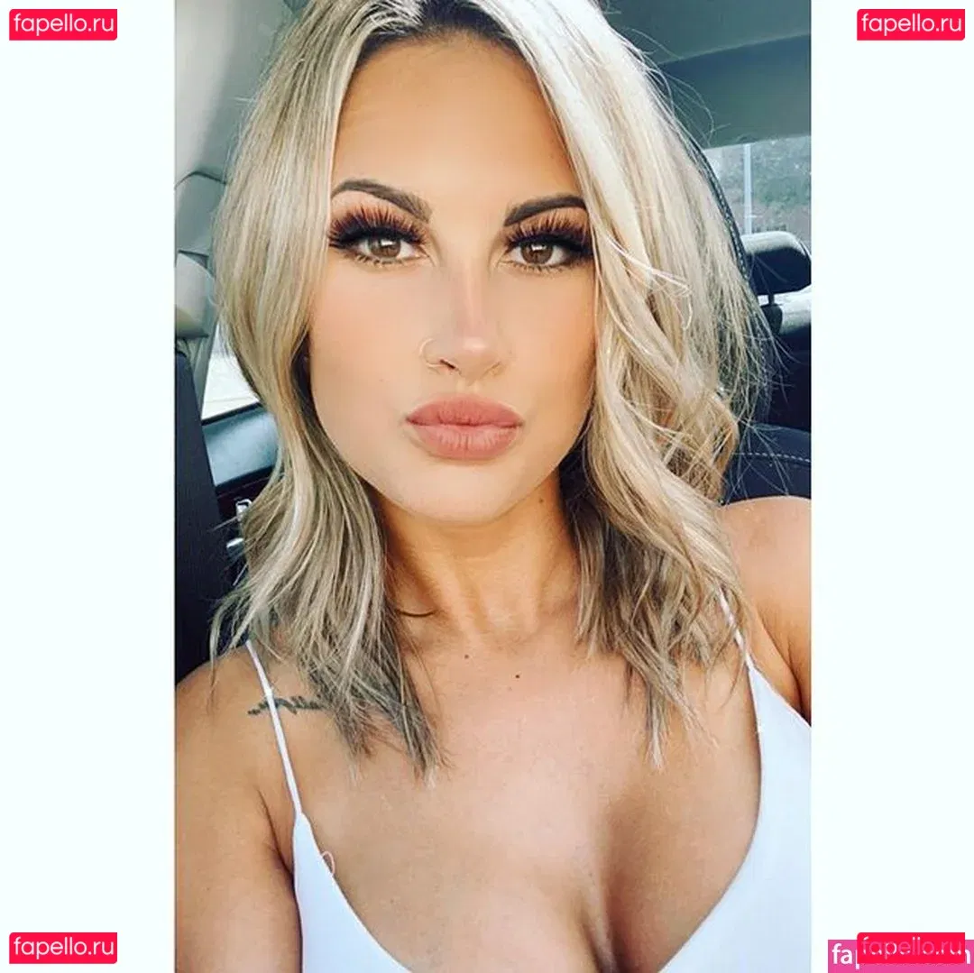 Kayla Lynne Hilton Onlyfans Photo Gallery 