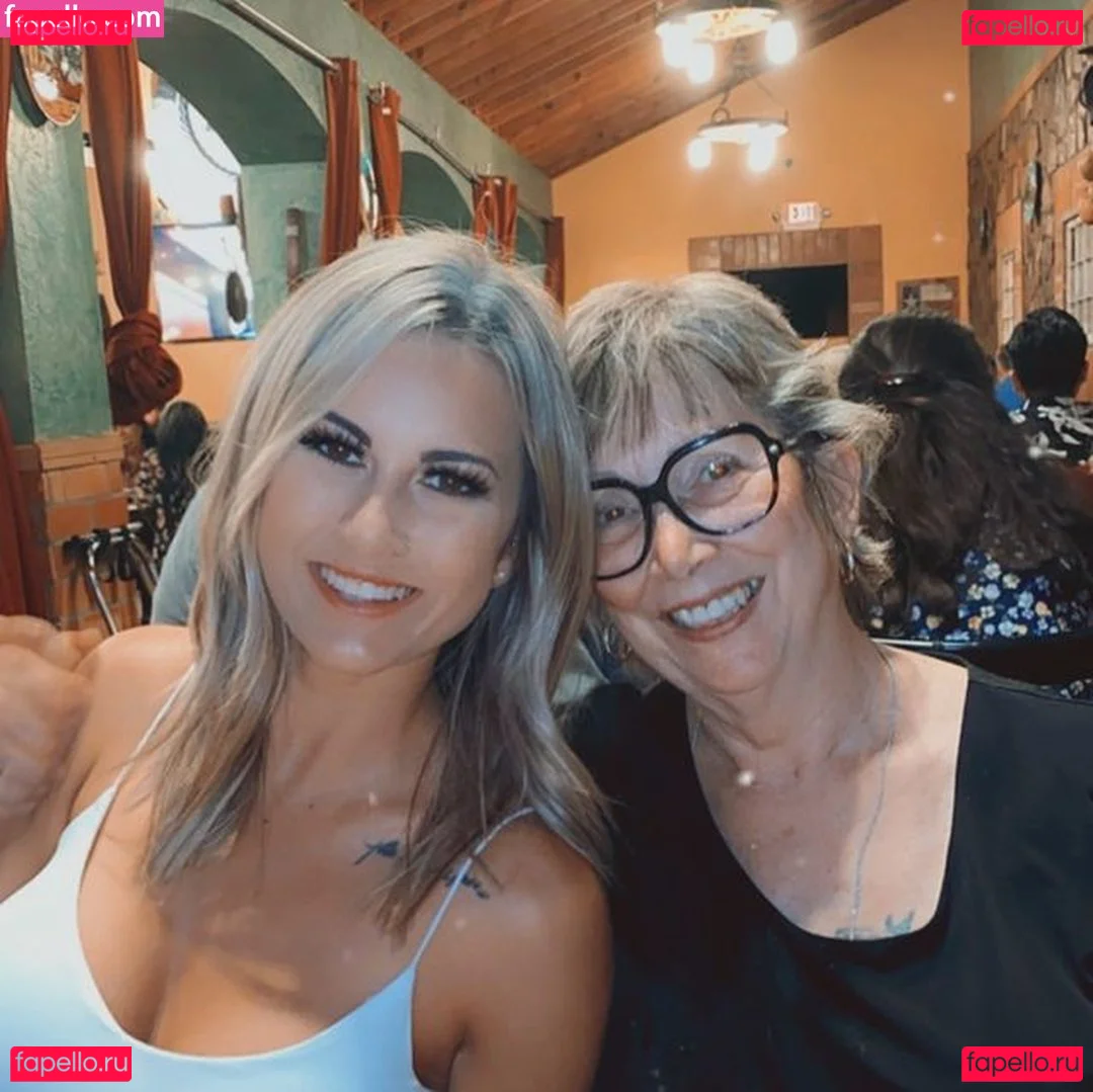 Kayla Lynne Hilton Onlyfans Photo Gallery 