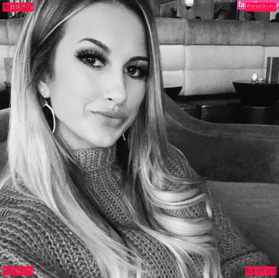 Kayla Lynne Hilton Onlyfans Photo Gallery 