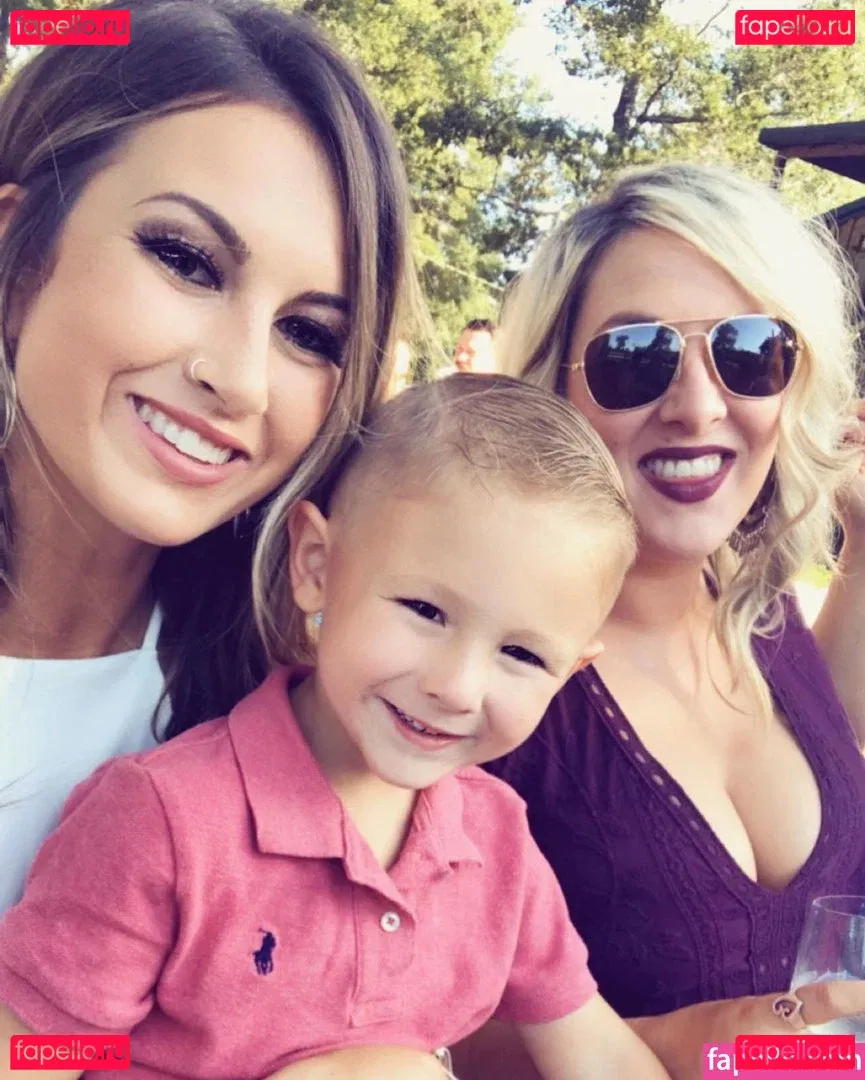 Kayla Lynne Hilton Onlyfans Photo Gallery 