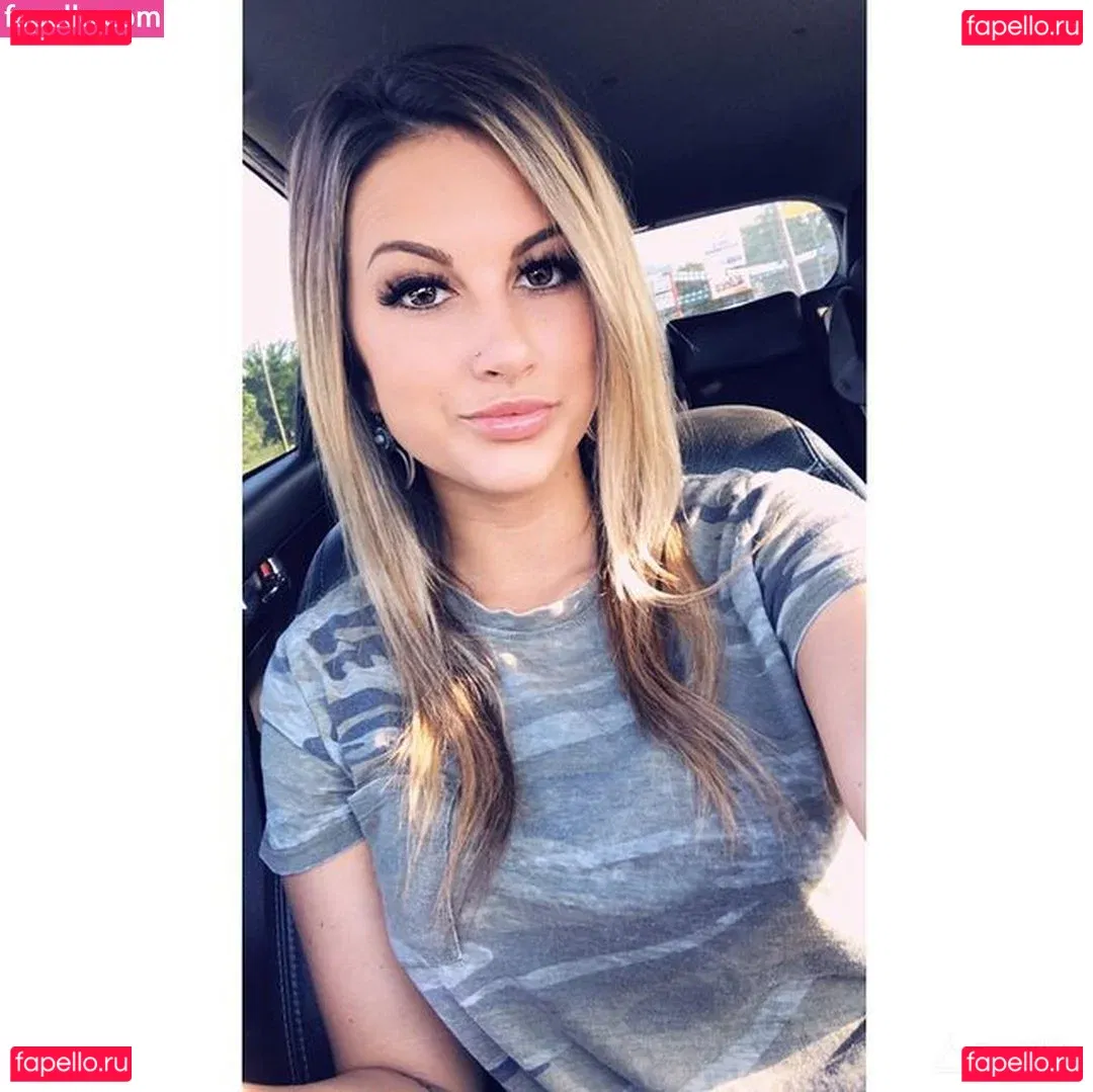 Kayla Lynne Hilton Onlyfans Photo Gallery 