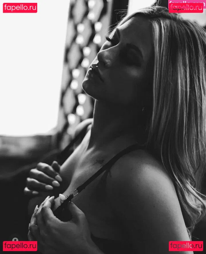 Kayla Lynne Hilton Onlyfans Photo Gallery 