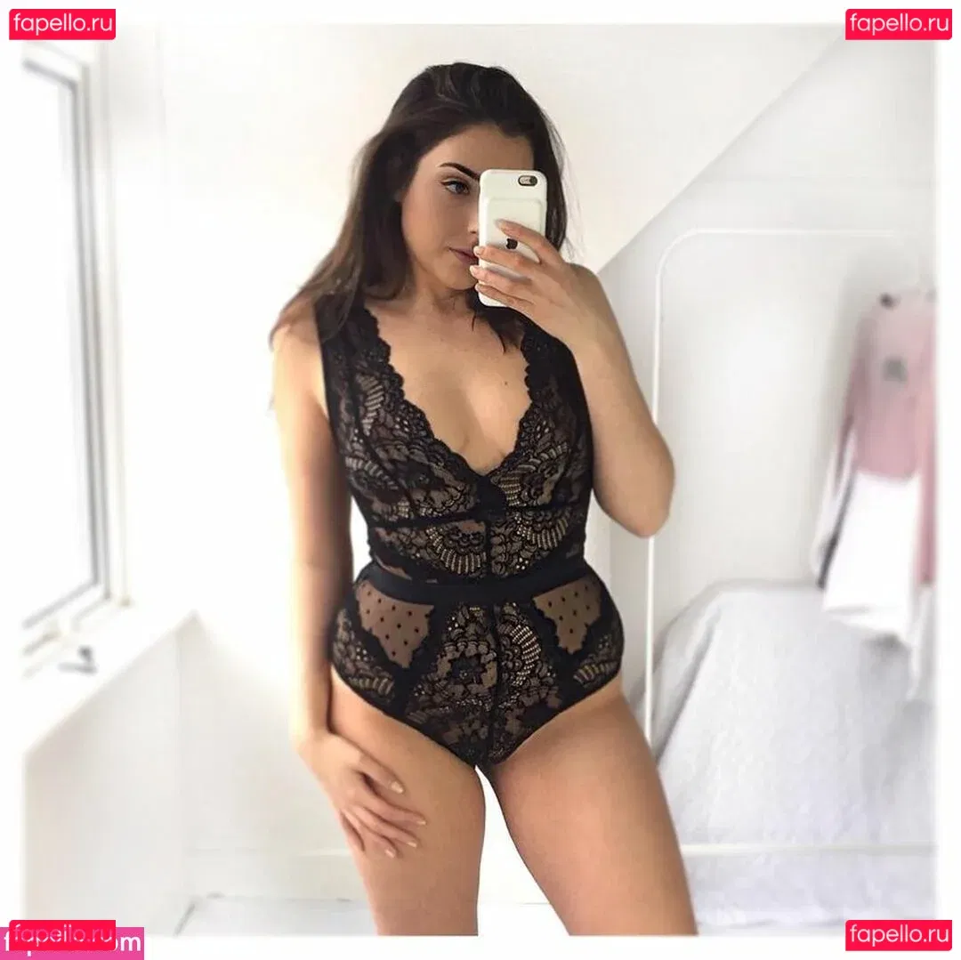 Nelly London Onlyfans Photo Gallery 